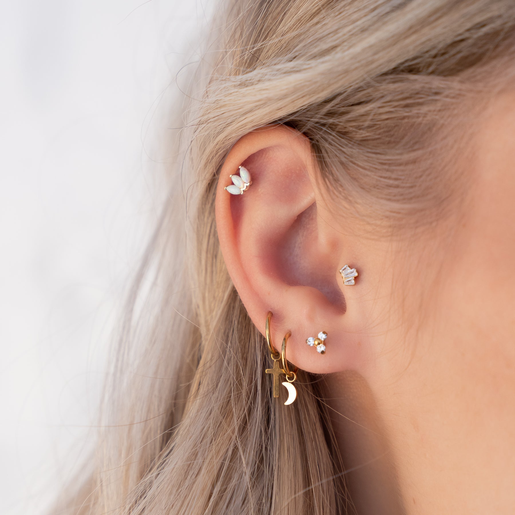 Bijou Trinity Gold Lobe