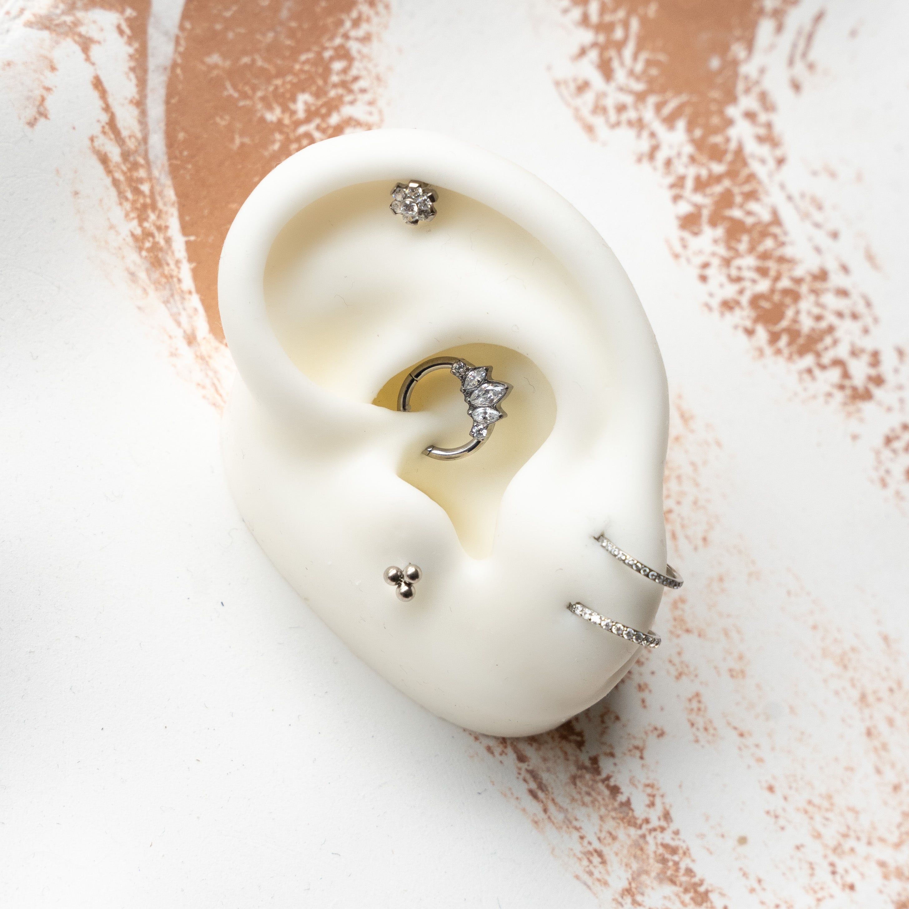 Flora Zircon Hélix Piercing Titane