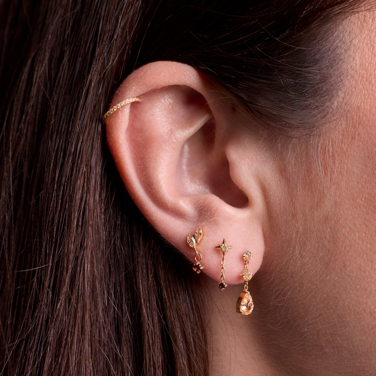 Composition de bijoux de piercing à l'oreille : Anneau Eternity Champagne, Borgia Champagne / Café, Americano Champagne / Café, Lungo Champagne