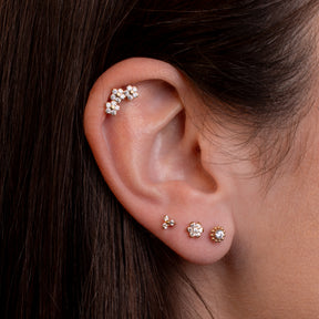 Bijoux de piercing dorés portés - Obsidian Piercing - Adara / Trinity Zircon / Flora Zircon / Epsilon