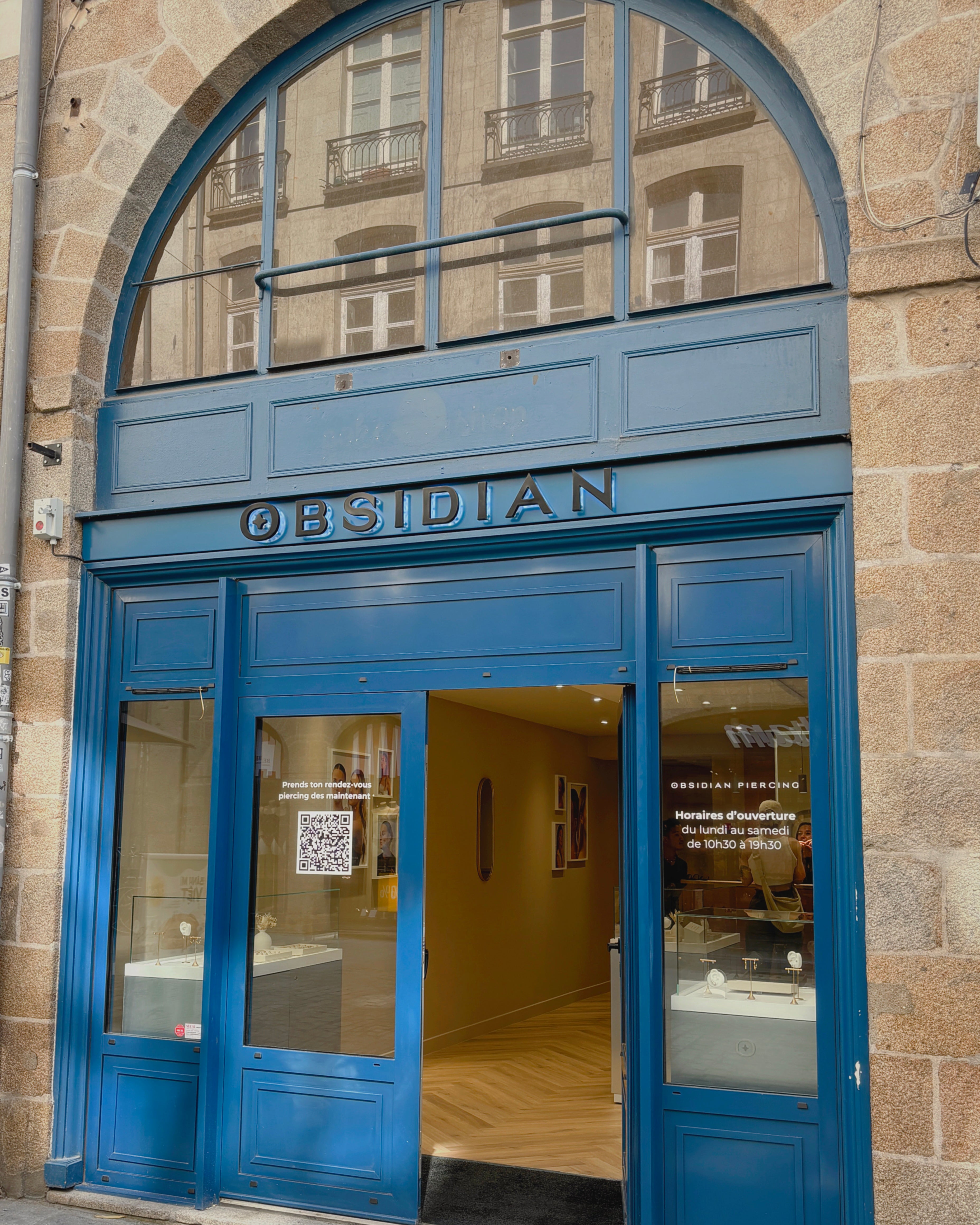 Obsidian Piercing devanture de la boutique de Rennes